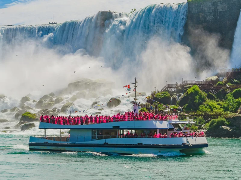Niagara Falls Day Tour From Toronto with Boat Cruise